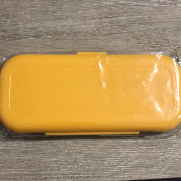 1999 Pokemon Pocket Monster Pikachu Children's Utensil Set Fork-Spoon-Chopsticks - Picture 3 of 5